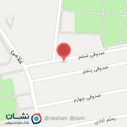 عکس خریدار کارتون و کتاب باطله