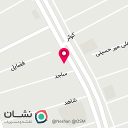 عکس صبحانه خوری نان و چای حاج اکبر