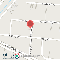 عکس اوستا حیاط