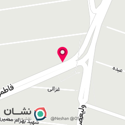عکس خدمات تخصصی کاشت ناخن رها