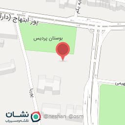 عکس تهیه غذای میزبان