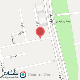 عکس فروشگاه تنیس باز 