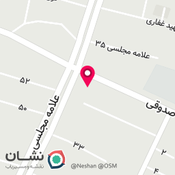 عکس مشاور املاک حقیقت