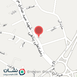 عکس مروج کتاب فروشی