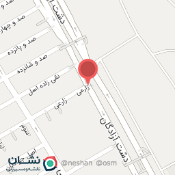 عکس تعویض روغن عمو اکبر