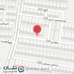 عکس پیرایش پدر و کودک