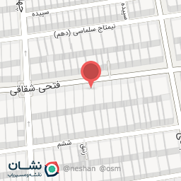 عکس دکتر ایمان اعتصامی کایروپراکتیک