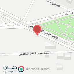 عکس آزمایشگاه سبز پوشان