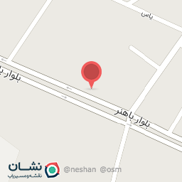 عکس تعمیر کار کامپیوتر ماشین عسگری