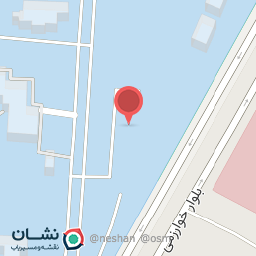 عکس پارکینگ شرقی دانشگاه