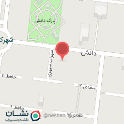 عکس دکتر داریوش عزیزی ( پوست داخلی اطفال)