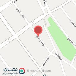 عکس تهیه غذای گلبرگ