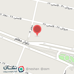 عکس تعویض روغن معلم