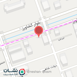 عکس دکتر فاطمه غلامى درمیان