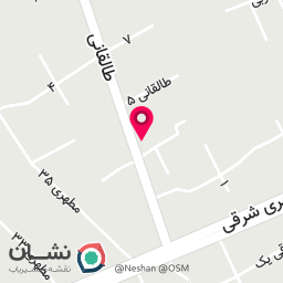 عکس فروش لباس زیر زنانه.
