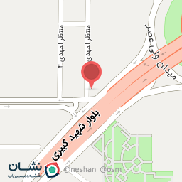 عکس فروش لوازم کشاورزی 