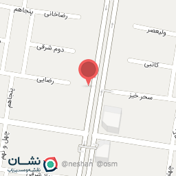 عکس دکتر گلفشان متخصص پوست مو و زیبایی