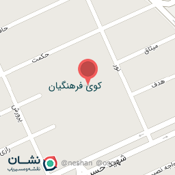 عکس زمین چمن مدرسه مولوی